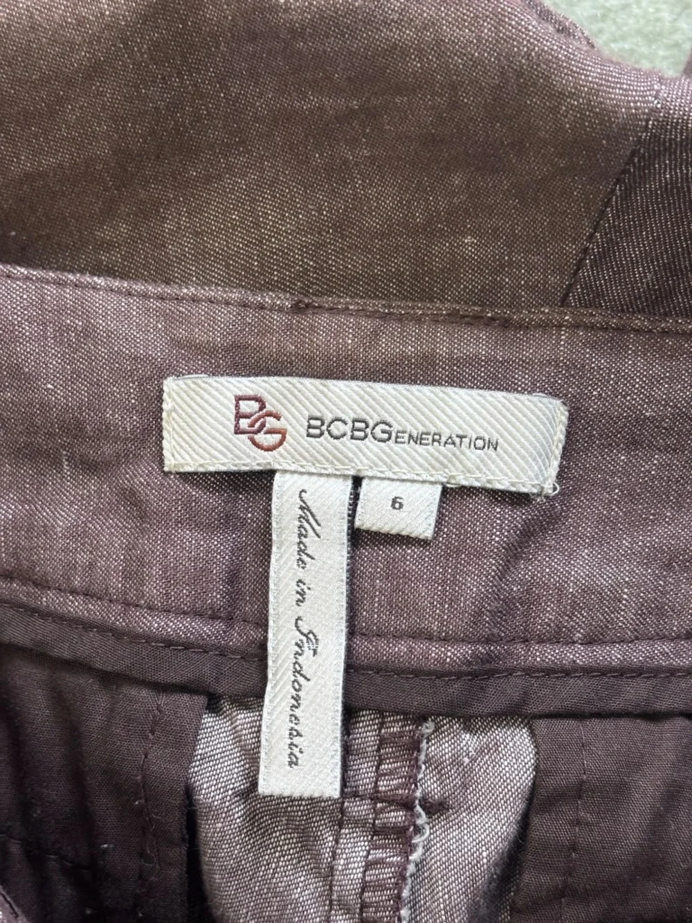 BCBGeneration Cotton/Linen Blend Belted Brown Shorts Women’s Size 6 - Picture 5 of 10